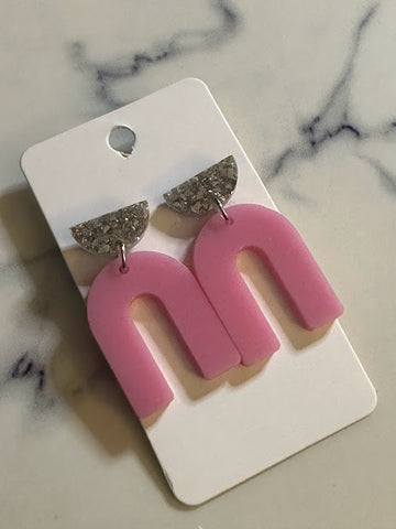 Horseshoe Earrings - pink/silver